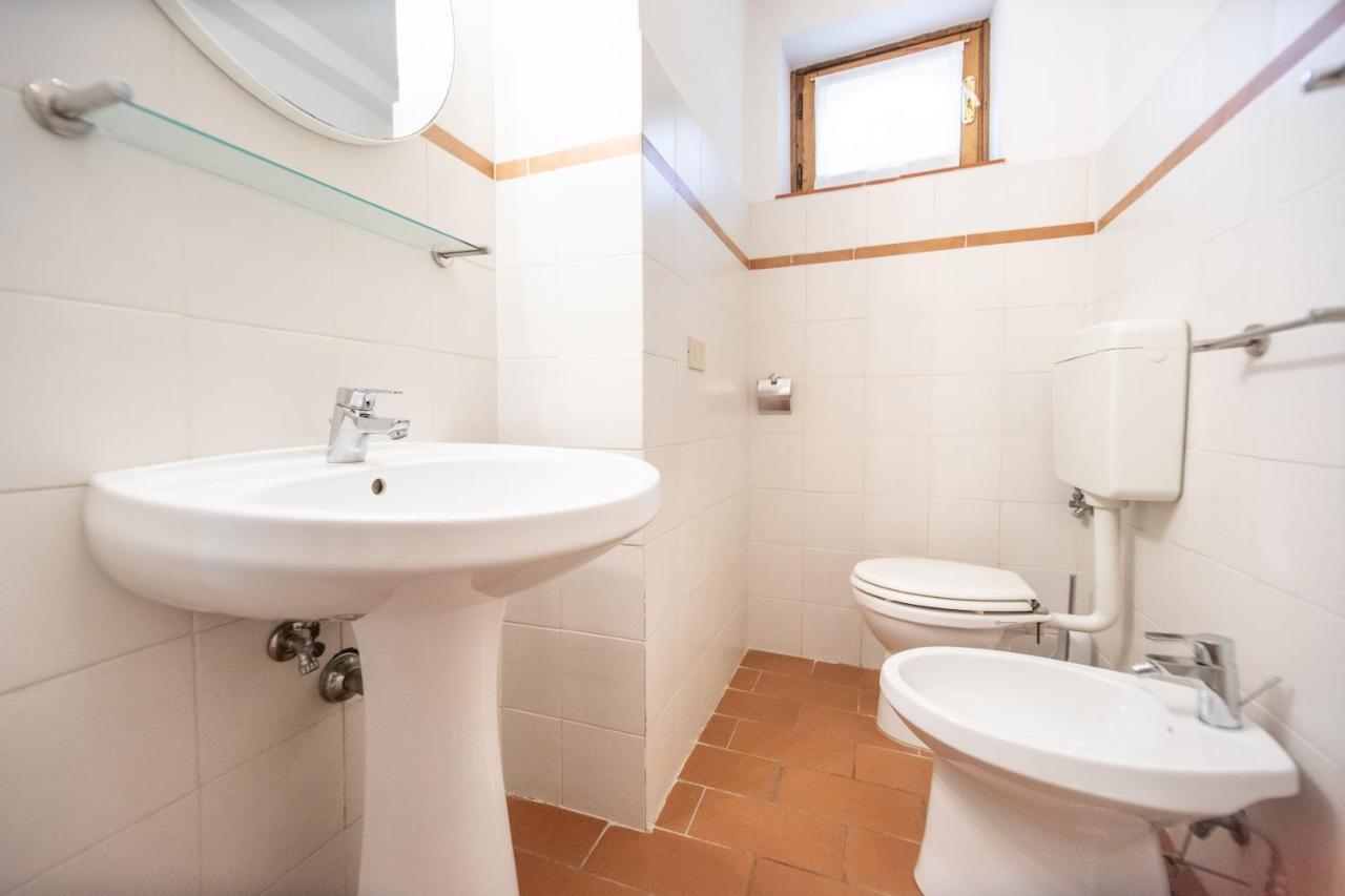 Casetta Di Butia, Glicine Apartment Borgo a Mozzano Buitenkant foto